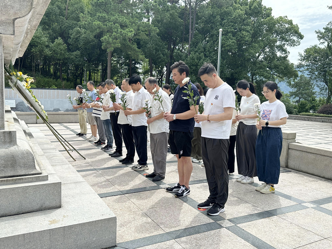 西大門黨支部開展“七一”系列活動